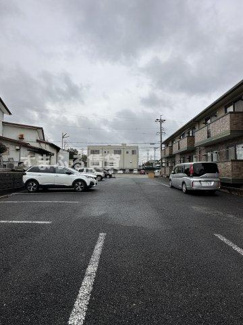 【駐車場】