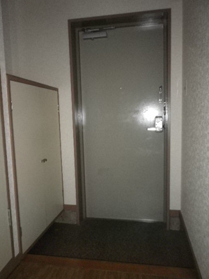 【玄関】 | サンパレス