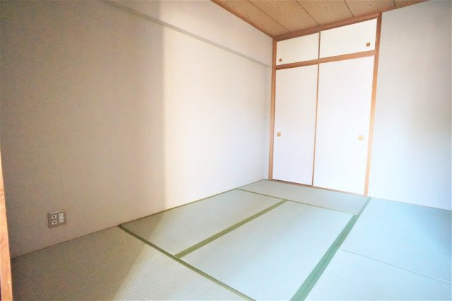 幕張本郷パレスェードの和室