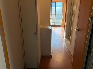 【玄関】 | ミヨシ