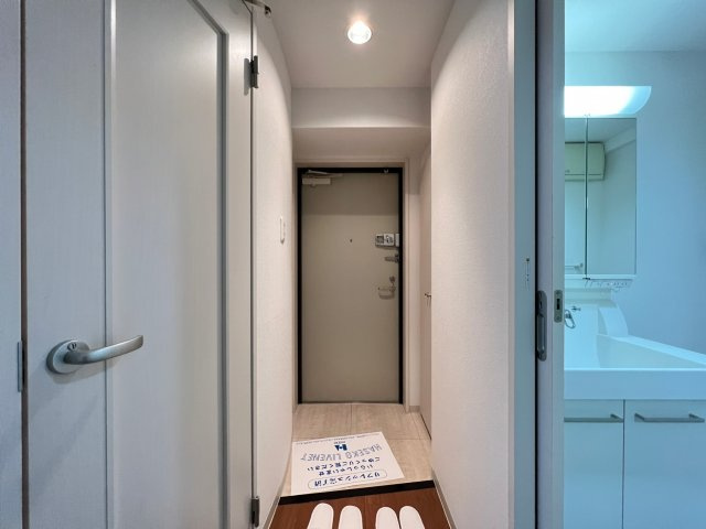 サムティ難波グレイスの玄関