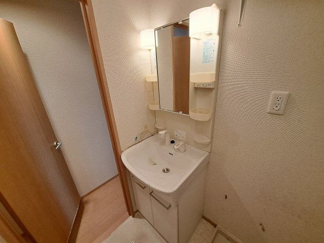 ペルルⅡの独立洗面台