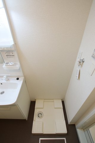 【設備】 | エレガント茱萸木 | 室内洗濯機置き場