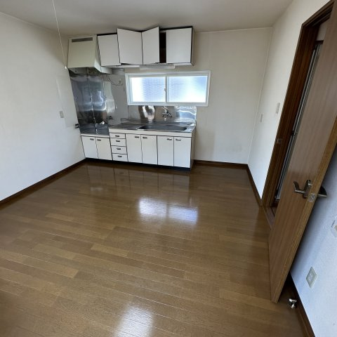 北町ハイツ１の居間・リビング