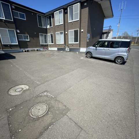 ハイデンスＣＰの駐車場