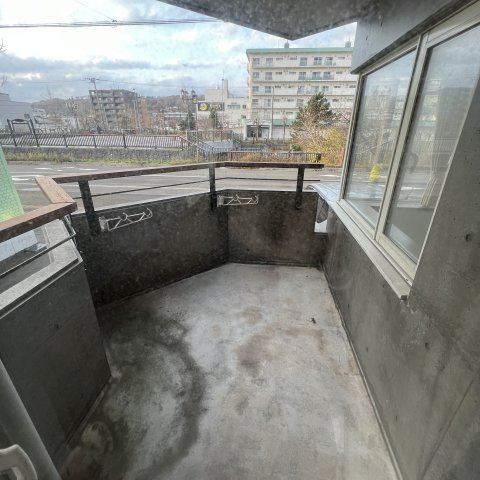 エスパシオのバルコニー|陽当たり良好なバルコニーです