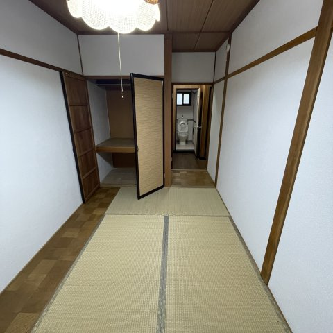 Ｙ１ビルの和室