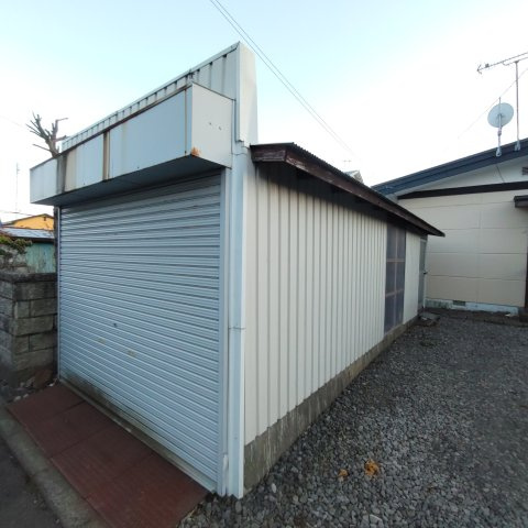 登別市新川町3丁目10-3戸建のバルコニー