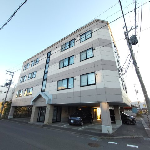 スワンマンション（登別）の外観