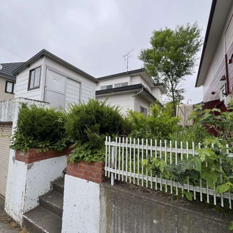室蘭市八丁平2丁目34-8戸建