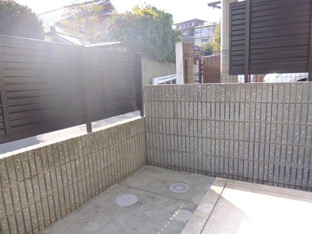 熊本市北区山室３丁目のアパートのバルコニー