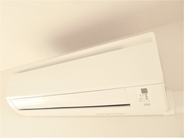 棒やビルの設備|別のお部屋の写真です