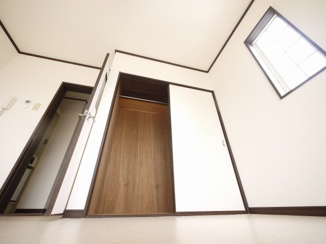 ハイツ朱峰第二の収納