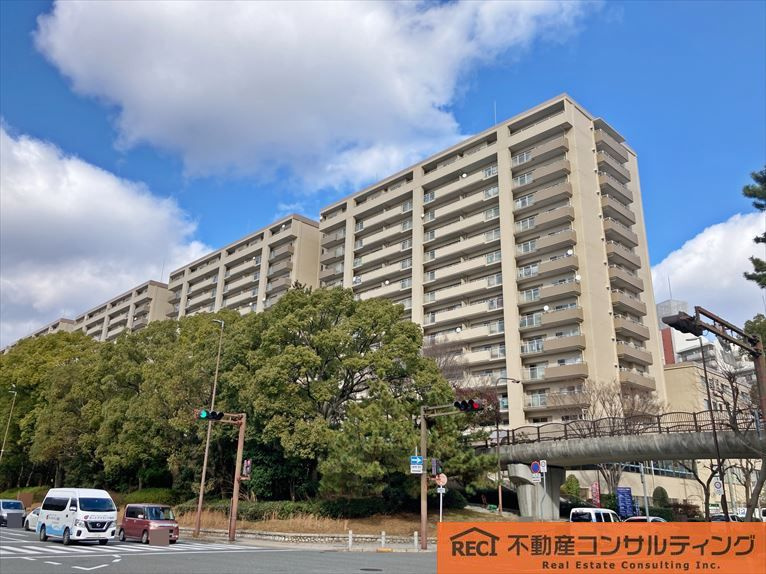 神戸ポートビレジ3号棟の外観