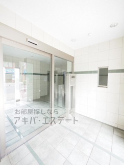 【エントランス】