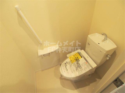 【トイレ】 | カーサときわ | 温水洗浄便座付きトイレ