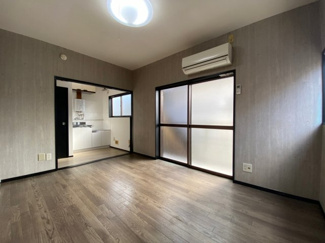 【居間・リビング】