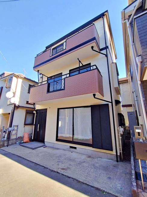 中古戸建（鶴見区江ケ崎町）の外観|外観です　中古戸建　3LDK　敷地面積：51.54㎡　建物面積：80.73㎡　木造　1997年8月築　JR南武線『矢向』徒歩17分　新規内装リフォーム　