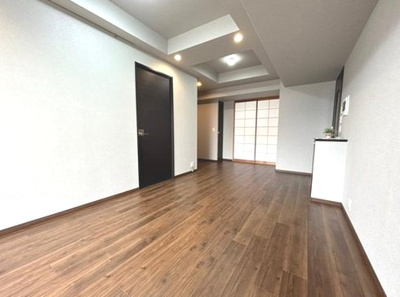 【居間・リビング】 | エイヴィスタワー西宮