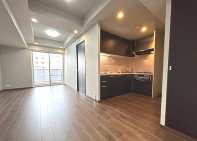 【居間・リビング】 | エイヴィスタワー西宮