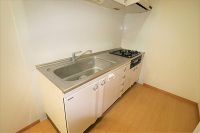 【キッチン】 | サザナフラッツ（ＤＷ） | サザナフラッツ（ＤＷ）★那覇市おもろまちエリア