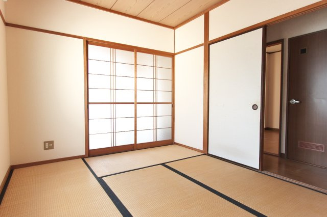 サンハイツ広の和室