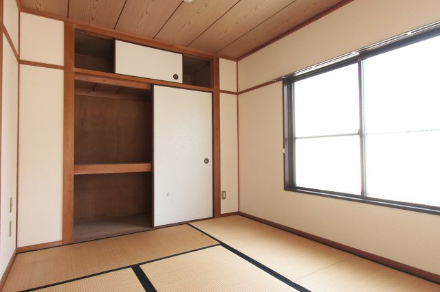 サンハイツ広の収納