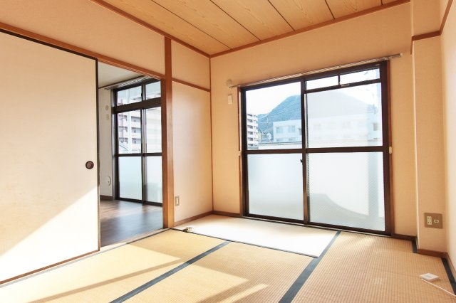 サンハイツ広の和室