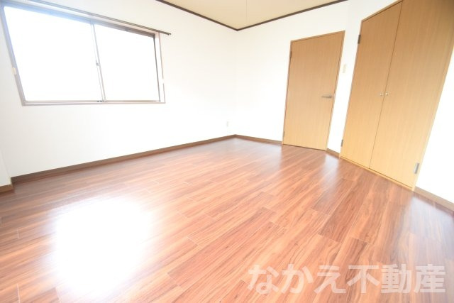 【居間・リビング】 | ゆったりとした居間です