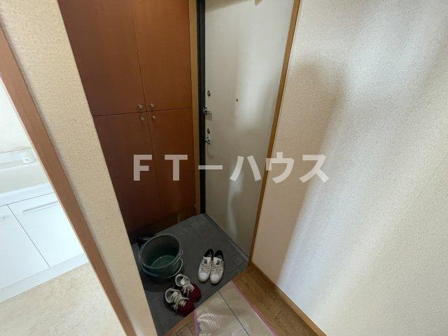 ドエル・シャンビエンの玄関