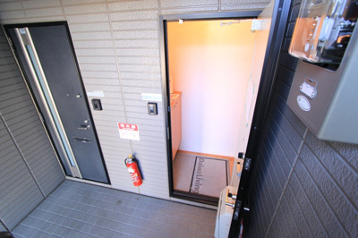 【玄関】 | ソシアＡ棟 | 明るい玄関です