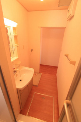 【洗面所】 | ソシアＡ棟 | 忙しい朝には欠かせない洗面所です