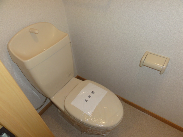 【トイレ】 | ナルチーゾⅡ | 清潔感のあるトイレです