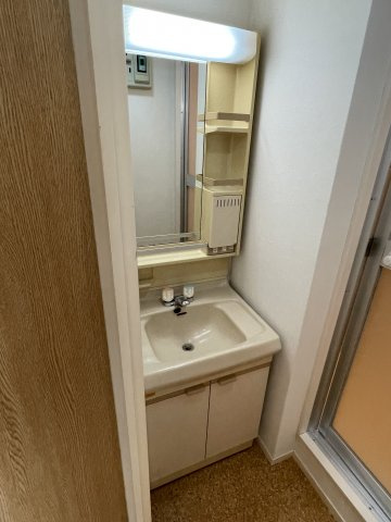 【独立洗面台】 | エラール駒場 | 月額管理料無料！賃貸管理はアブレイズパートナーズにお任せを！