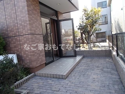 【エントランス】 | アーバン　ウインド