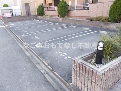 【駐車場】 | アーバン　ウインド