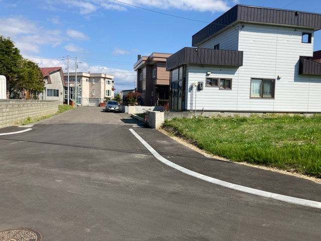 岩見沢市幌向南3-4の周辺|北東側の道路です♪