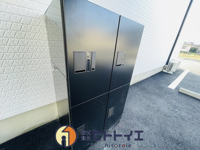 RENATUS CALERO(リナトゥス カレロ)のその他共用部分|宅配ボックスです。留守でも配達可能。