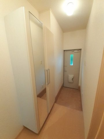 サニーリブＡ棟の玄関