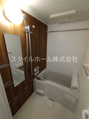 【浴室】 | ＲＩＮＧ　ＳＥＬＥＣＴ | 別部屋写真です。