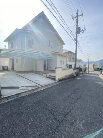 中古戸建　毘沙門台３丁目の前面道路含む現地写真