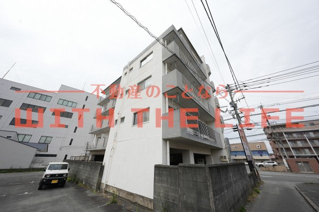 合川ハイツ【キャッシュバック対象物件】の外観|ゆったり過ごせるリビングです