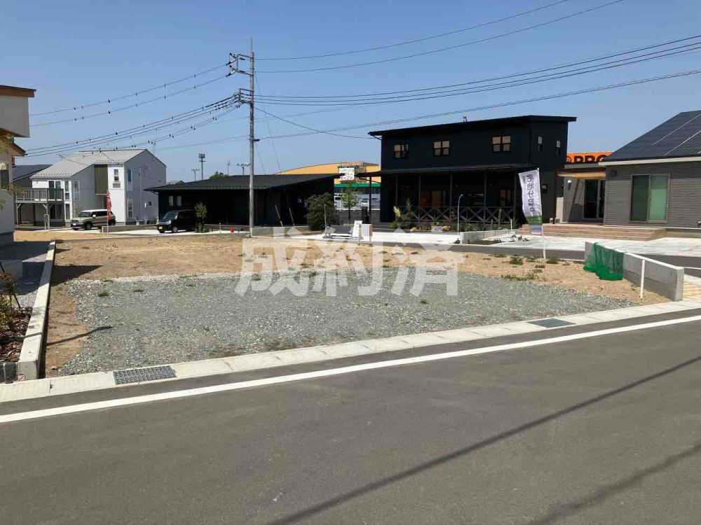 前橋市江木町住宅用売地の前面道路含む現地写真