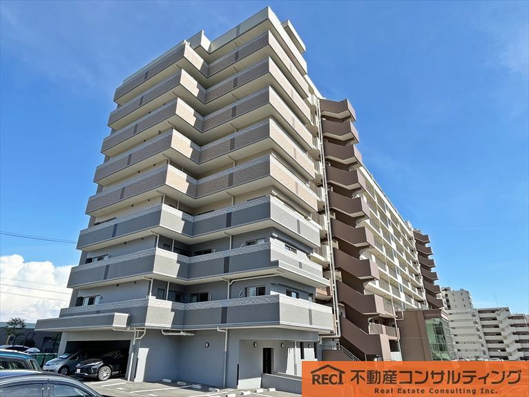 リビオ六甲高羽サニースクエアの外観