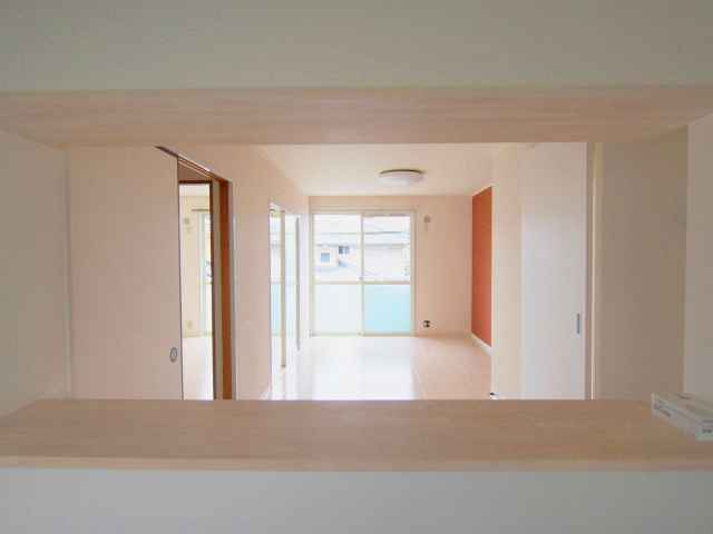 サニーハイム洋光 A棟の居間・リビング