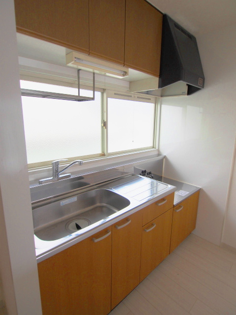 サニーハイム洋光 A棟のキッチン