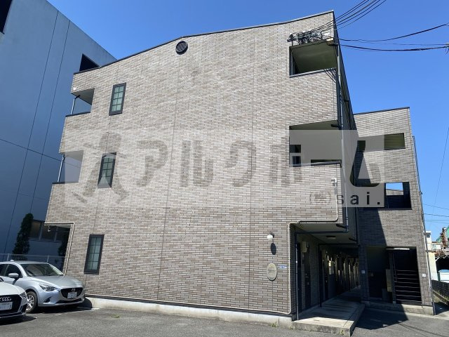 アンプルールフェールREALIF(リアライフ)の外観