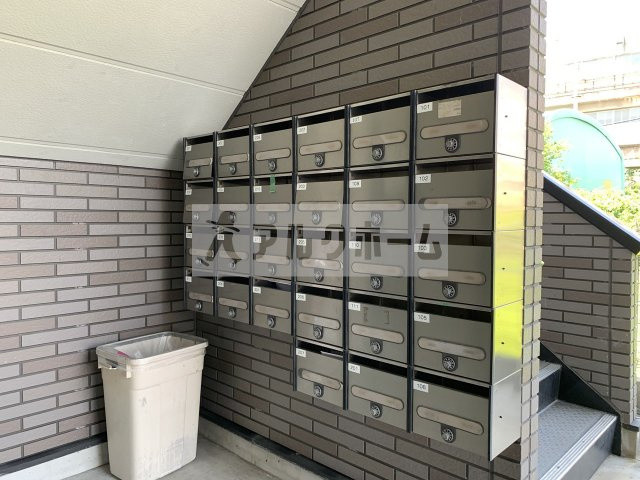 アンプルールフェールREALIF(リアライフ)のその他共用部分|アンプルールフェールリアライフ（ポスト）