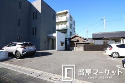 【駐車場】 | メゾン　ド　アベニール