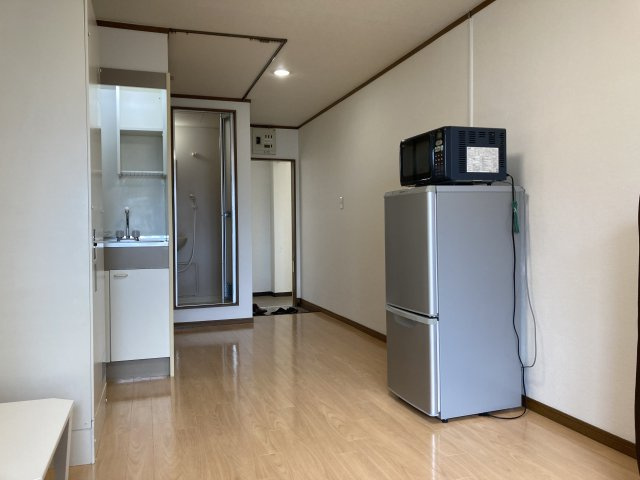 ライフ東埜の居間・リビング|入居中のため、別のお部屋のお写真です。